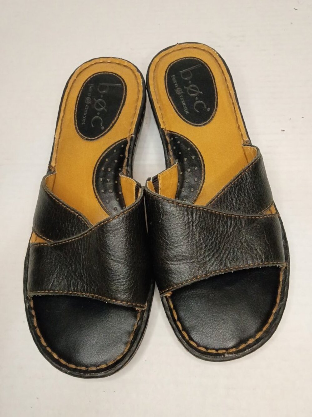 b.o.c. Born Concept Black Leather Crisscross Slide Sandals Size 8